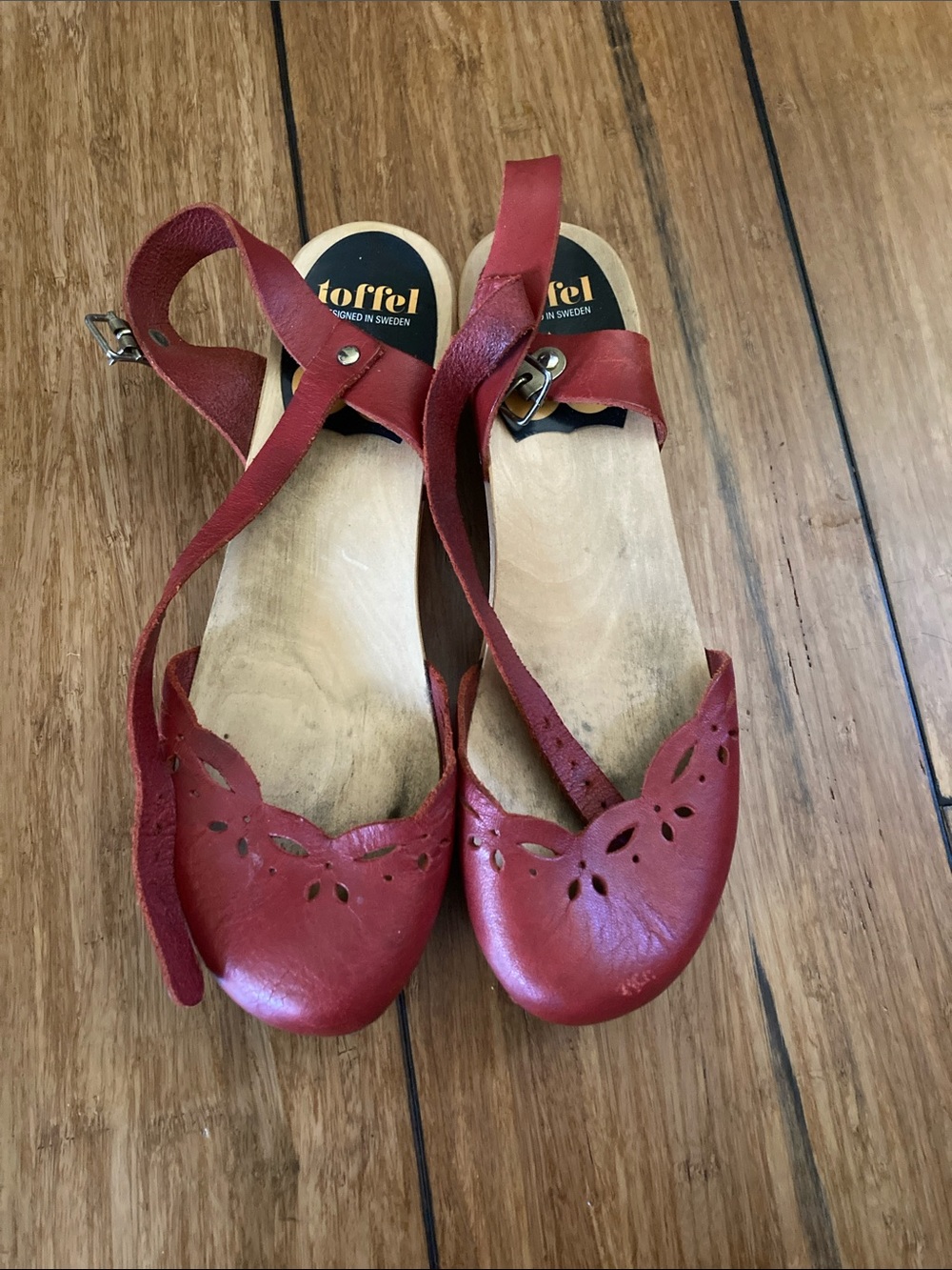 Swedish Hasbeens Red Mary Jane clogs leather 
/wood size 39
